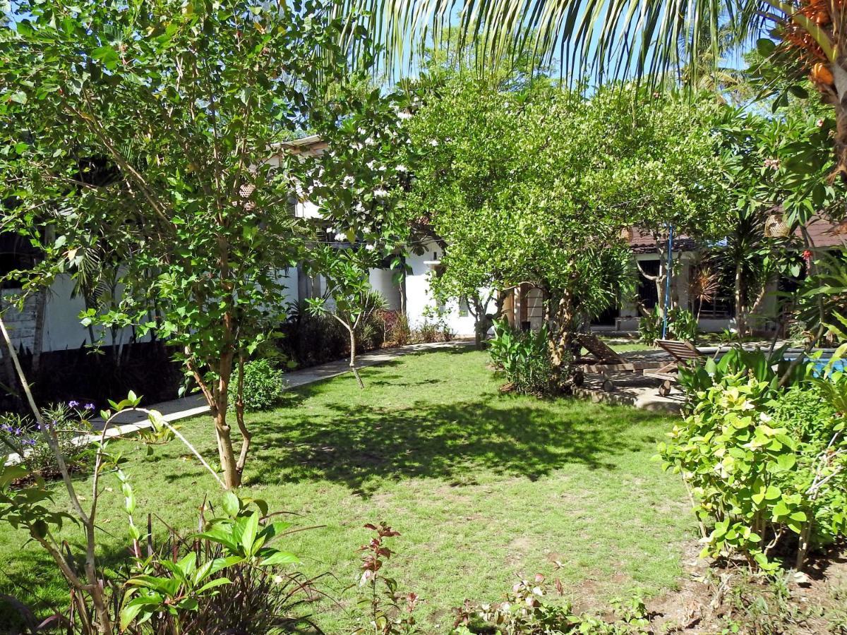 Oasis Villas Gili Trawangan Exterior foto